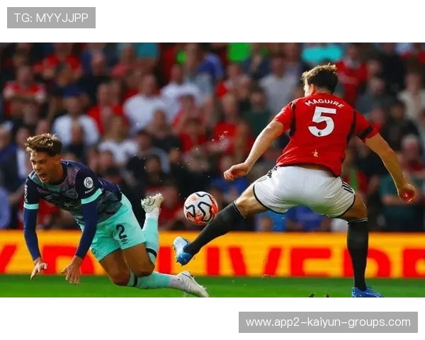 曼联主场惊变：多打一人却被对手绝杀