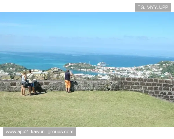格林纳达特色运动旅游相结合项目深入展开，格林纳达景点