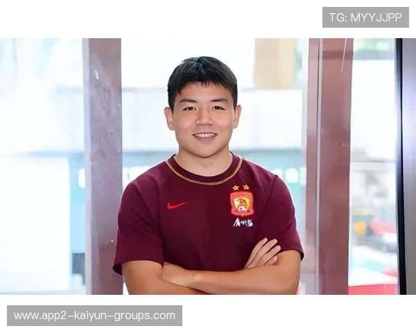 徐彬加盟狼队，英超梦想跃然可见